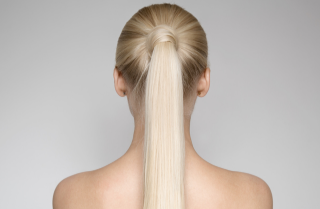 견인성 탈모 : 머리를 너무 세게 묶지 않아야 1