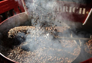 아크릴아마이드 커피 : 로스팅 마이야르 반응 생성 70